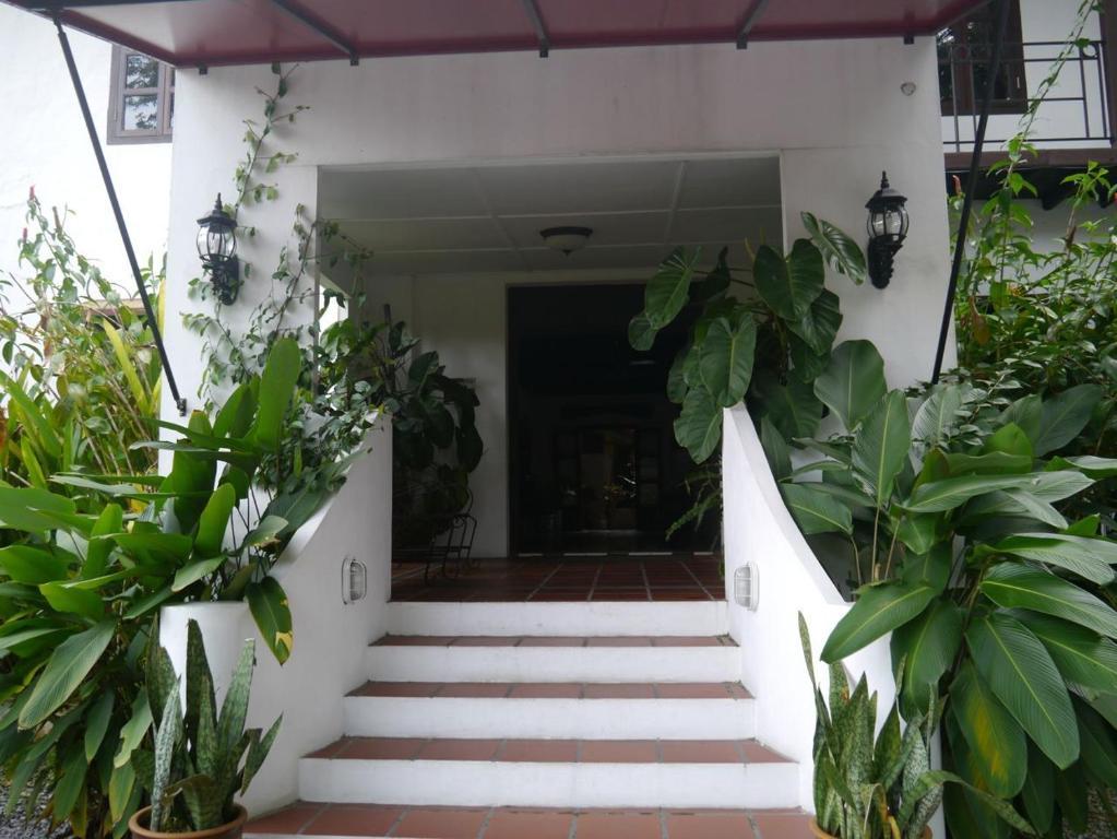 Basaga Holiday Residences Kuching Eksteriør billede